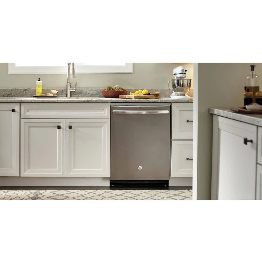 American Originals Coastal Gray Oak 3/8 in. T x 3 in. W Engineered Click Hardwood Flooring (22 sq. ft./case) by Bruce 4 American Originals Coastal Gray Oak 3/8 in. T x 3 in. W Engineered Click Hardwood Flooring (22 sq. ft./case) by Bruce - Image 4